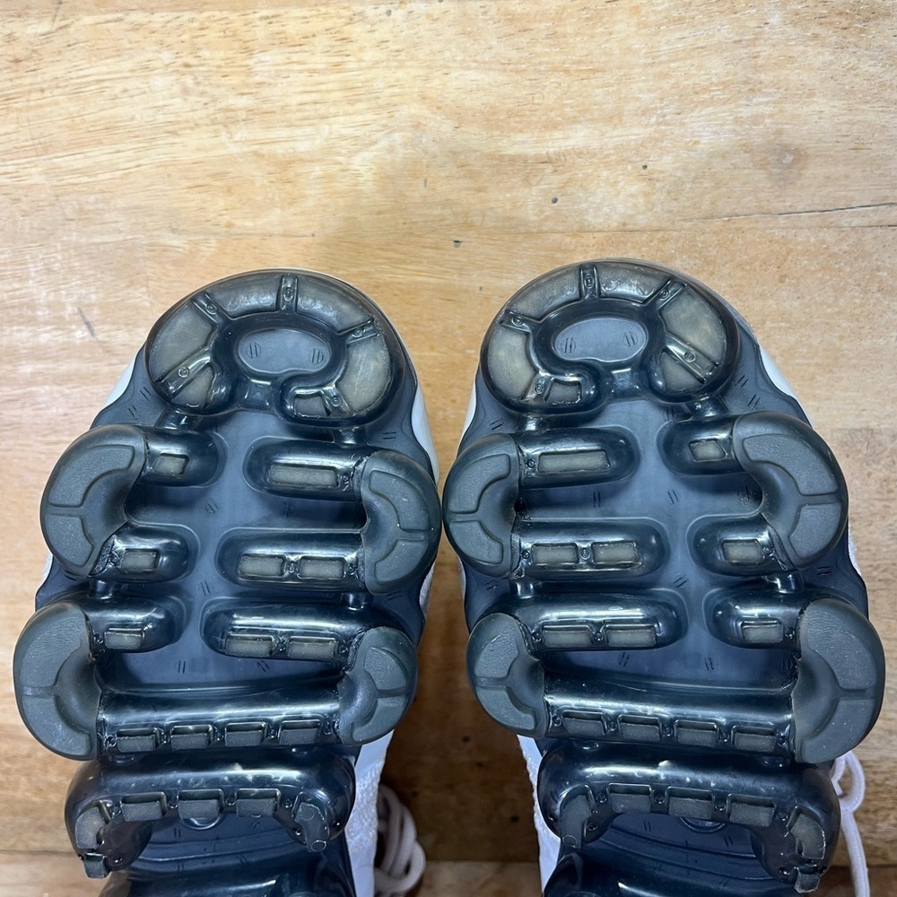 Nike Air VaporMax 2 Womens Size 7.5 Running Shoes Sneakers Vast Gray Gold - Picture 9 of 11